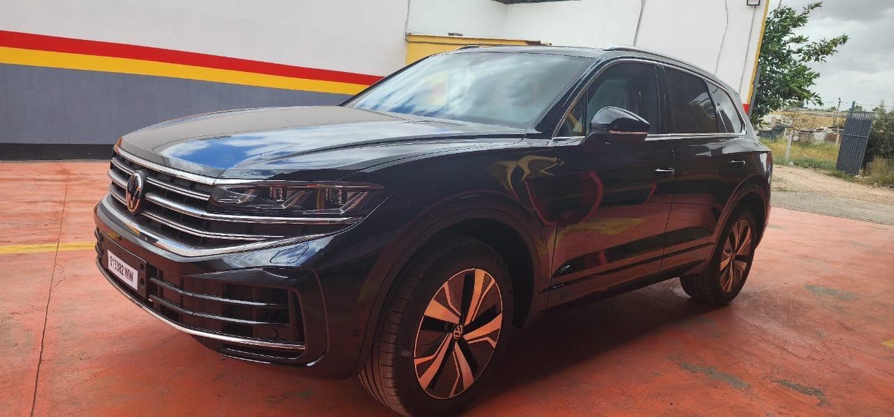 Volkswagen Touareg - photo 4