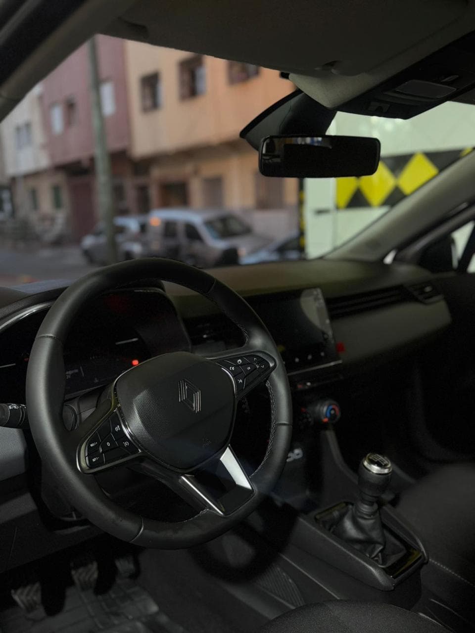 RENAULT Clio V - photo 3