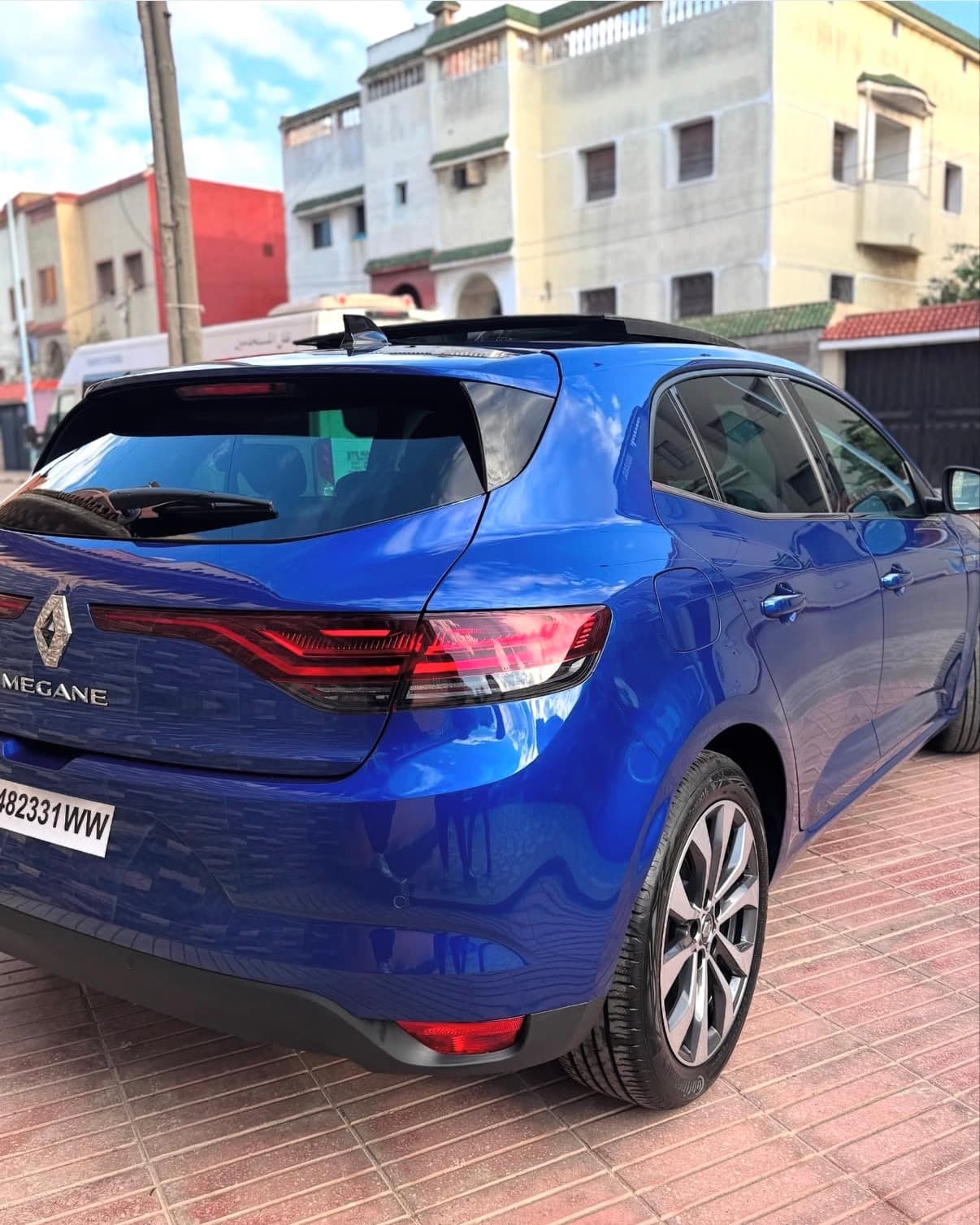 RENAULT Mégane - photo 4